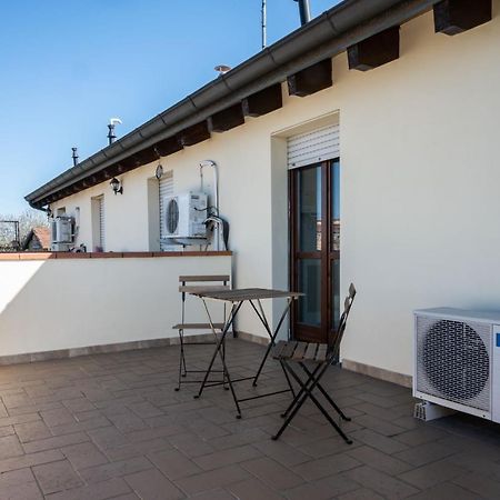 Parma Parco Ducale Duplex Apartment With Parking Bagian luar foto