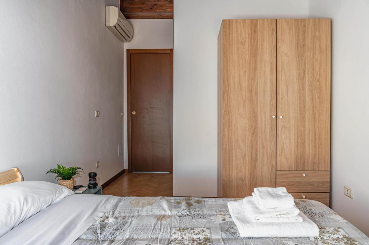 Parma Parco Ducale Duplex Apartment With Parking Bagian luar foto