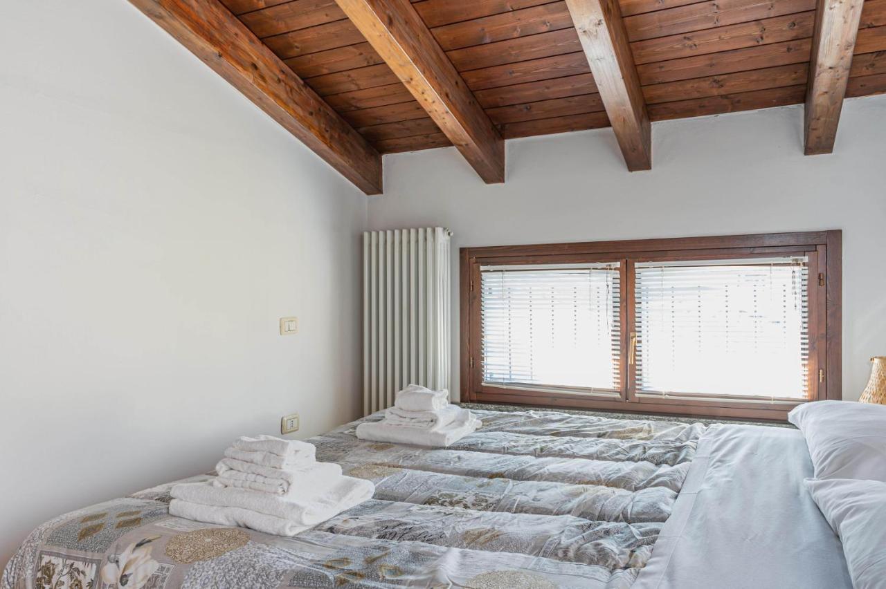 Parma Parco Ducale Duplex Apartment With Parking Bagian luar foto