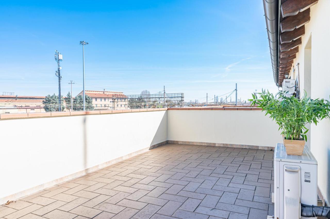 Parma Parco Ducale Duplex Apartment With Parking Bagian luar foto
