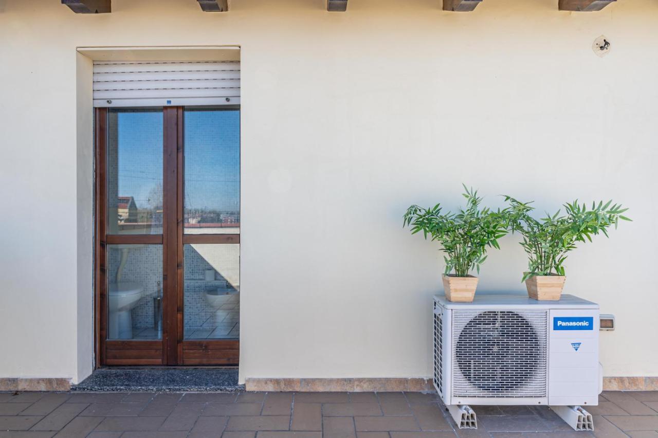 Parma Parco Ducale Duplex Apartment With Parking Bagian luar foto